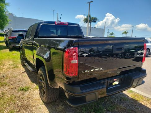 Used 2021 Chevrolet Colorado LT w/ LT Convenience Package RWD image 4