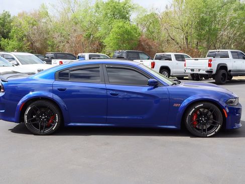 Used 2022 Dodge Charger Scat Pack w/ Dynamics Package image 9