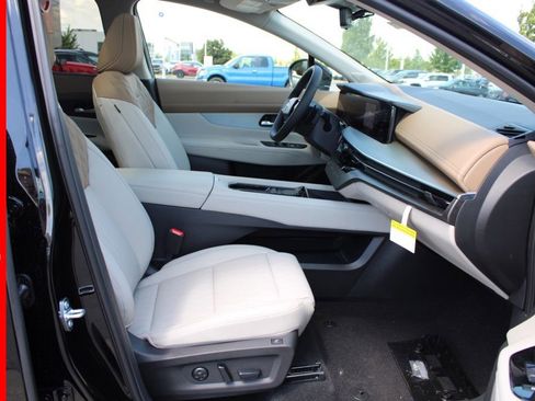 New 2025 Nissan Murano Platinum w/ Cargo Package image 14