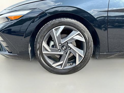 Used 2024 Hyundai Elantra Limited FWD image 35