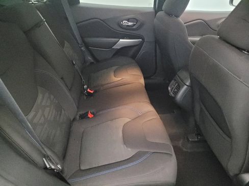 Used 2020 Jeep Cherokee Latitude image 19