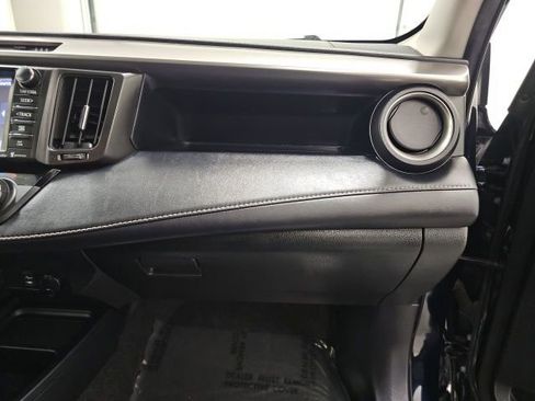 Used 2018 Toyota RAV4 Limited w/ Advanced Technology Package image 40