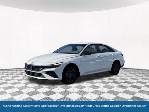 New 2026 Hyundai Elantra Sport image 2