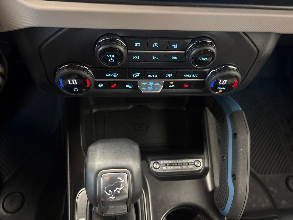 Used 2023 Ford Bronco Wildtrak AWD/4WD image 36