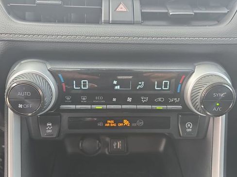 Used 2023 Toyota RAV4 XLE image 23