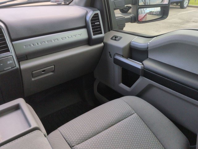 Used 2022 Ford F350 XLT w/ XLT Premium Package AWD/4WD image 17