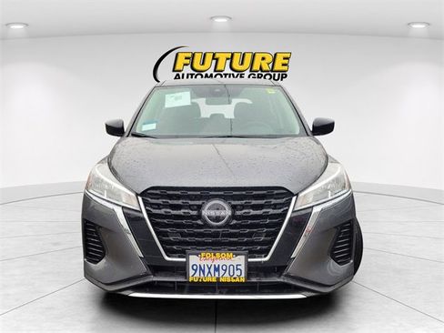 Used 2024 Nissan Kicks S image 2