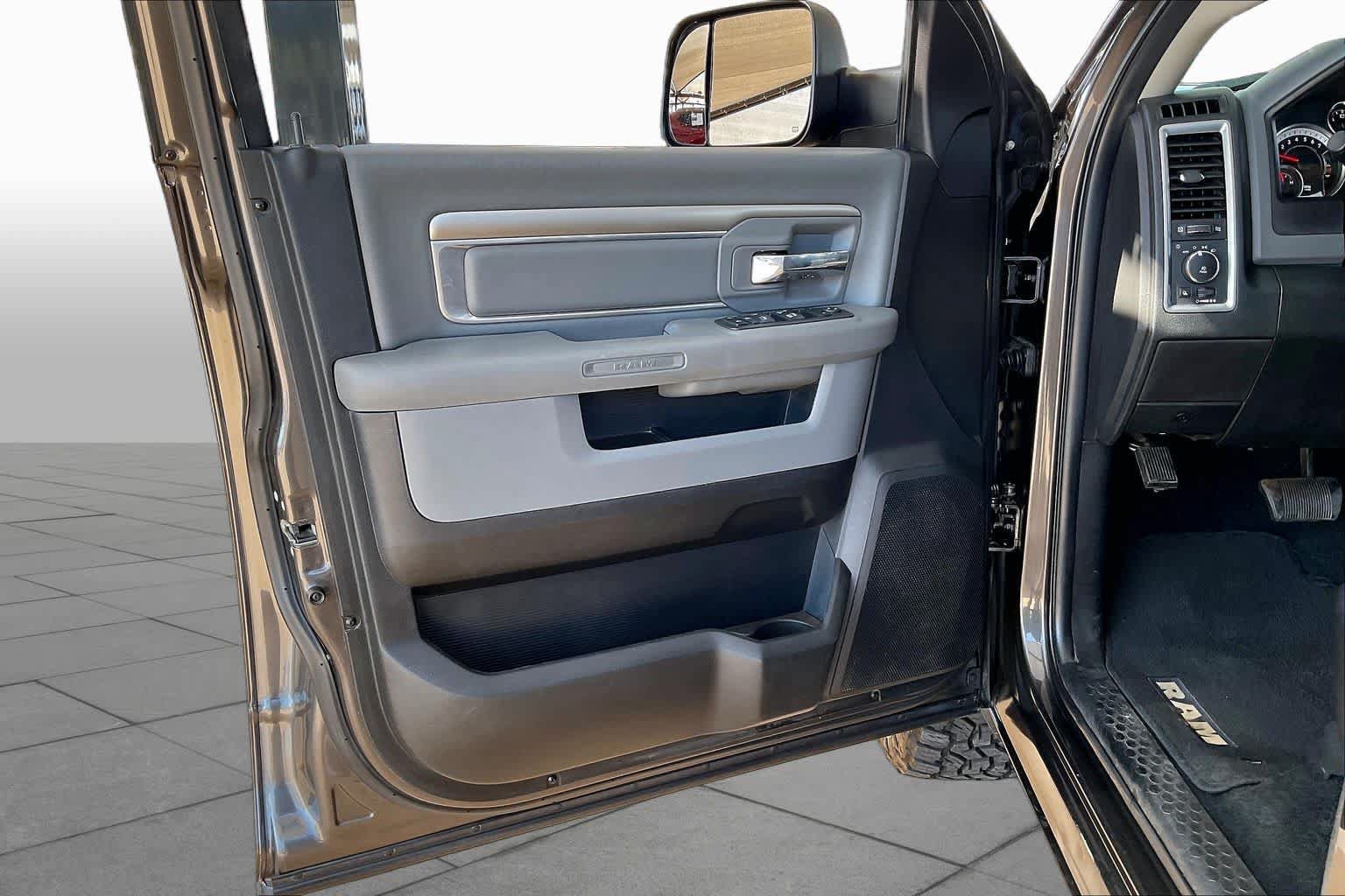 Used 2017 RAM 1500 Big Horn AWD/4WD image 21