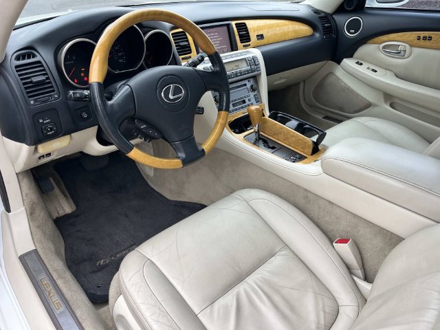 Used 2003 Lexus SC 430 Convertible RWD image 12