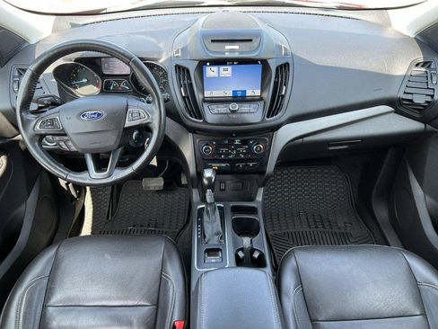 Used 2017 Ford Escape SE w/ SE Leather Comfort Package AWD/4WD image 2
