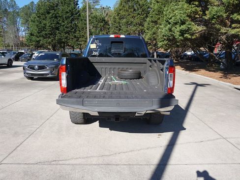 Used 2018 Ford F250 Lariat w/ Chrome Package image 14