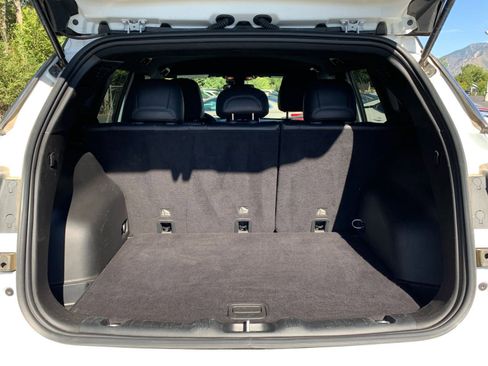 Used 2025 Jeep Compass Limited image 31