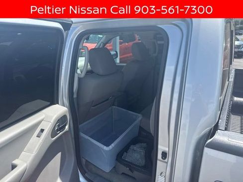 Certified 2017 Nissan Frontier SV AWD/4WD image 20