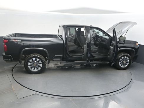 Used 2022 Chevrolet Silverado 2500 Custom w/ Safety Confidence Package image 51