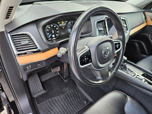 Used 2021 Volvo XC90 T6 Momentum w/ Advanced Package AWD/4WD image 21