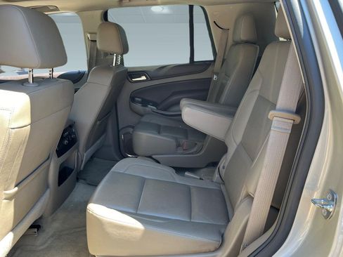 Used 2016 Chevrolet Tahoe LT w/ Luxury Package RWD image 9