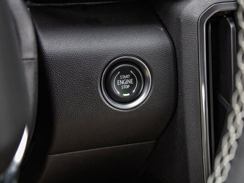 New 2026 GMC Acadia Denali Ultimate w/ LPO, All-Weather Package image 35