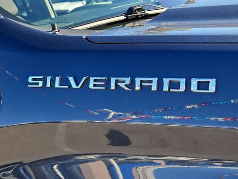 Used 2021 Chevrolet Silverado 1500 LT w/ Texas Edition Plus image 13