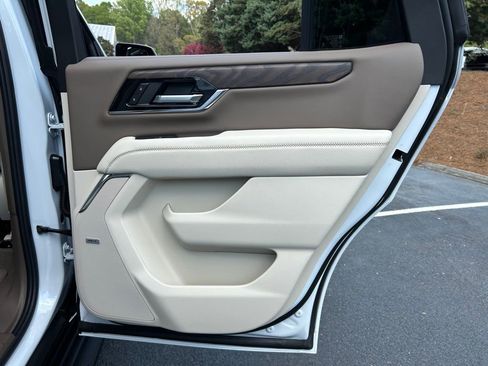 New 2026 GMC Yukon Denali RWD image 59
