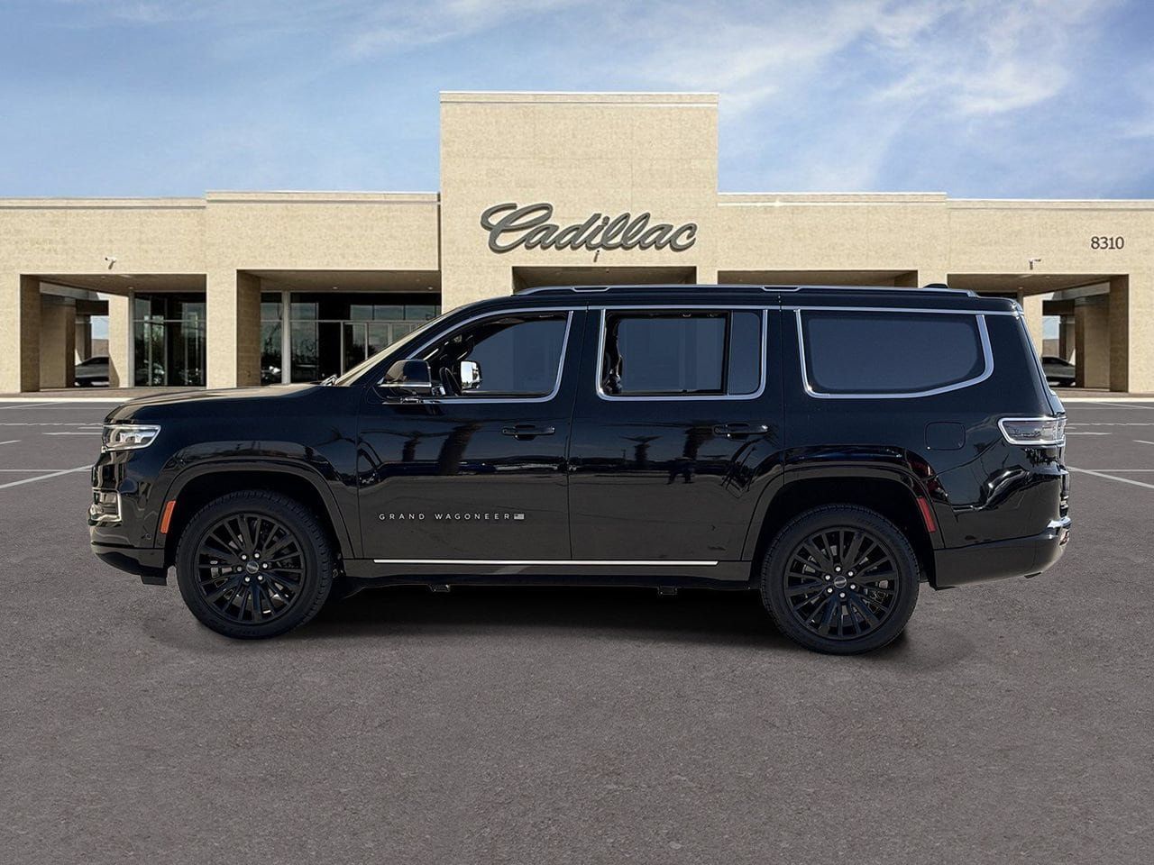 Used 2023 Jeep Grand Wagoneer Series III AWD/4WD image 8