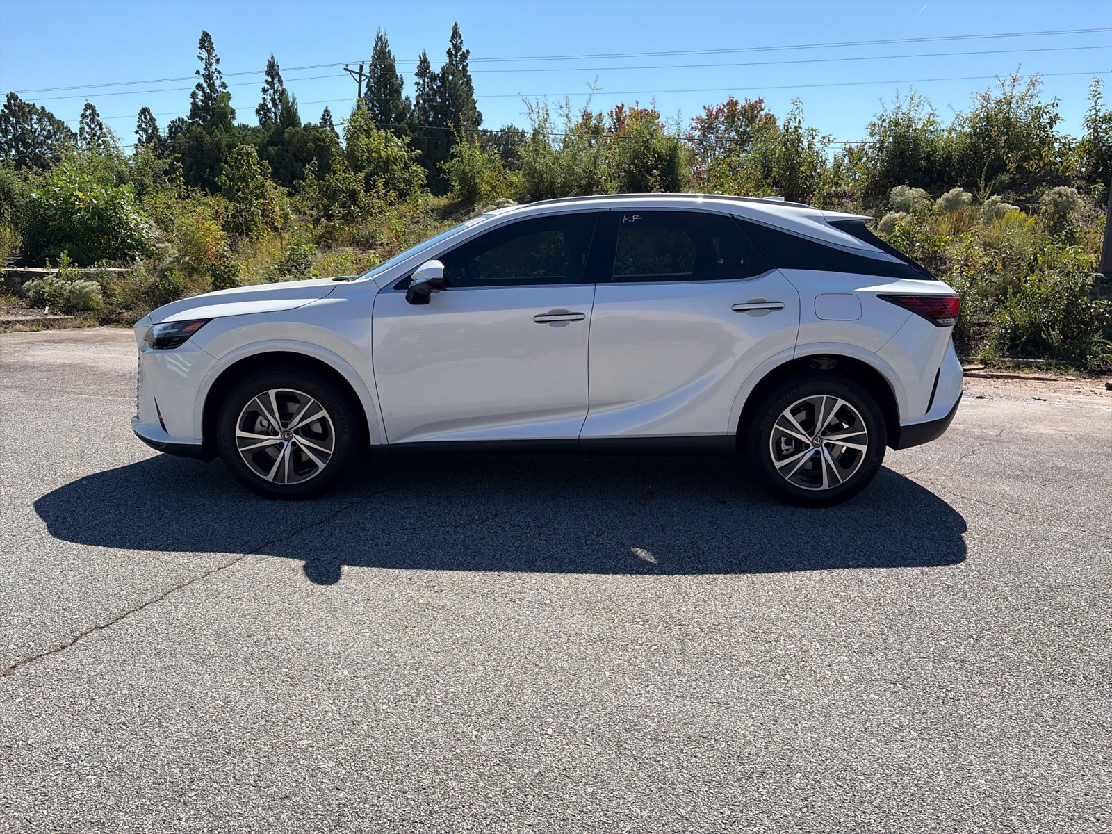 Used 2024 Lexus RX 350 Premium w/ Accessory Package (Z1) FWD image 3