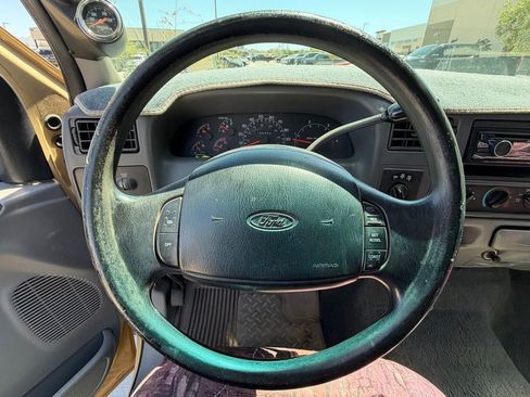 Used 2000 Ford F250 XLT AWD/4WD image 12