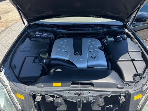 Used 2006 Lexus LS 430 RWD image 11