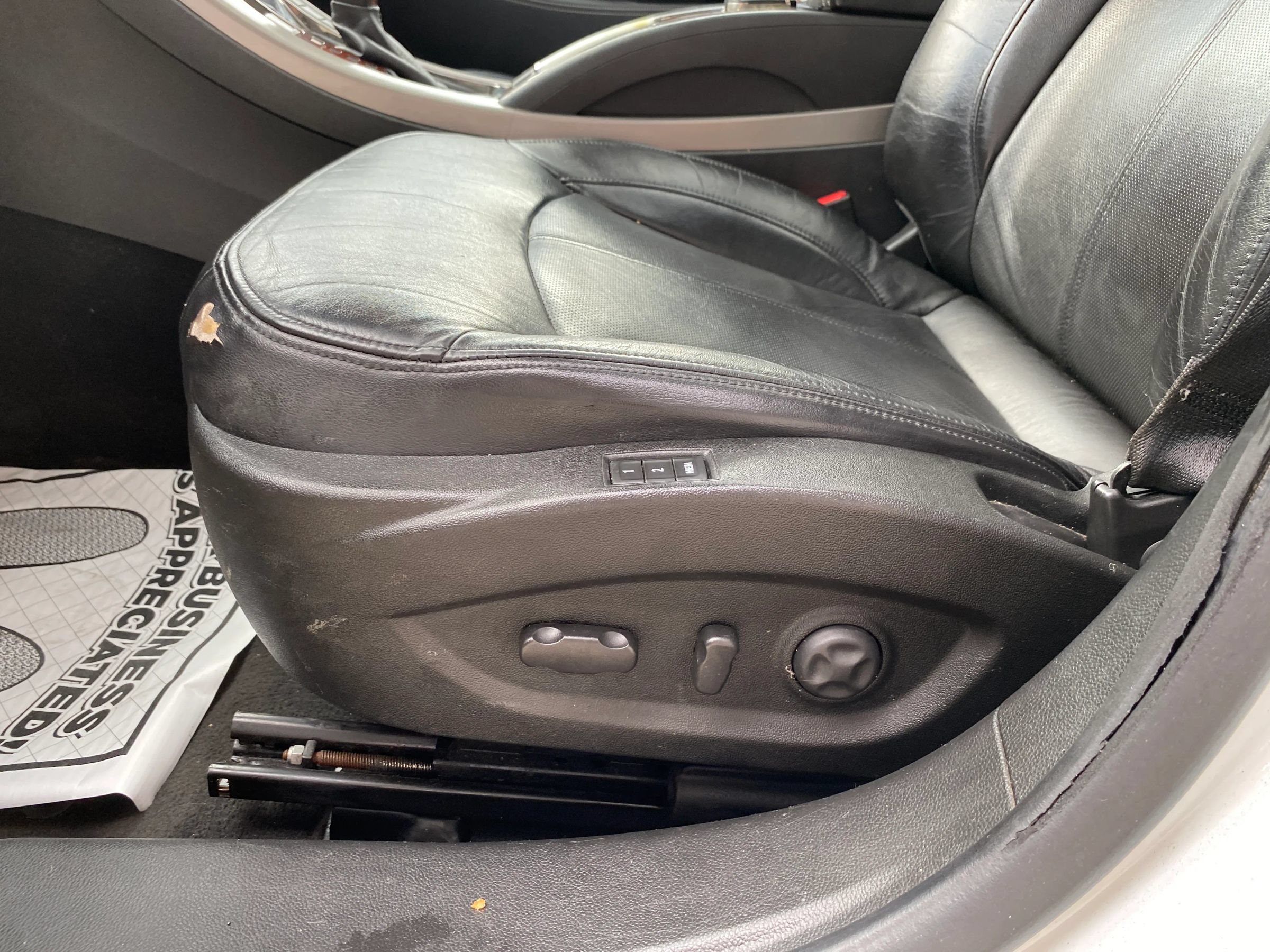 Used 2011 Buick LaCrosse CXS w/ Driver Confidence Package FWD image 26