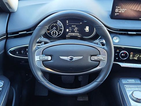 Used 2022 Genesis GV70 2.5T w/ Advanced Package image 18