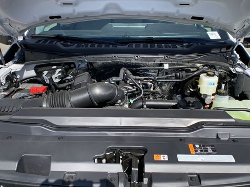 New 2026 Ford F250 XL w/ XL Chrome Package image 39