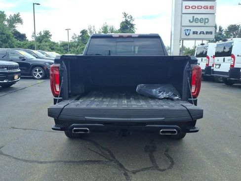 Used 2023 GMC Sierra 1500 Denali Ultimate AWD/4WD image 7