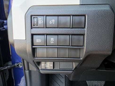 Used 2024 Toyota Tacoma TRD Off-Road AWD/4WD image 21