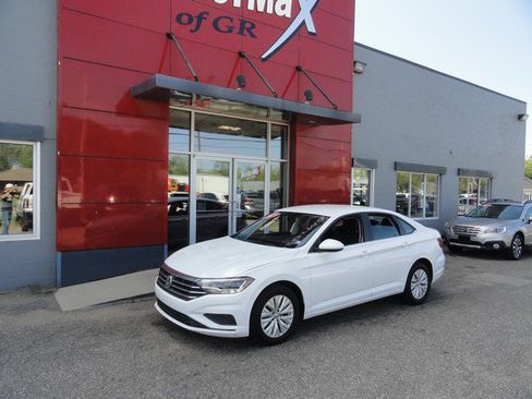 Used 2019 Volkswagen Jetta S w/ Driver Assistance Package image 1