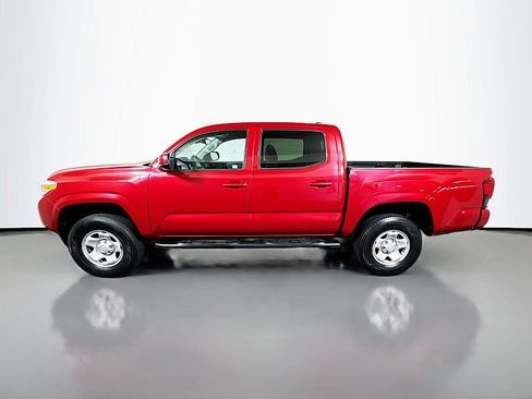 Used 2020 Toyota Tacoma SR image 4