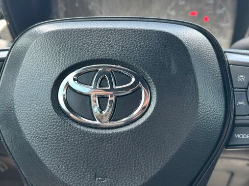 Used 2025 Toyota Corolla Cross AWD Hybrid image 32