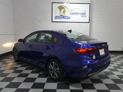 Used 2022 Kia Forte LXS image 11