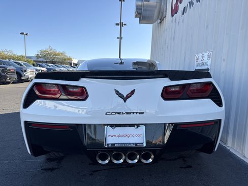 Used 2015 Chevrolet Corvette Stingray Coupe w/ 2LT Preferred Equipment Group image 13