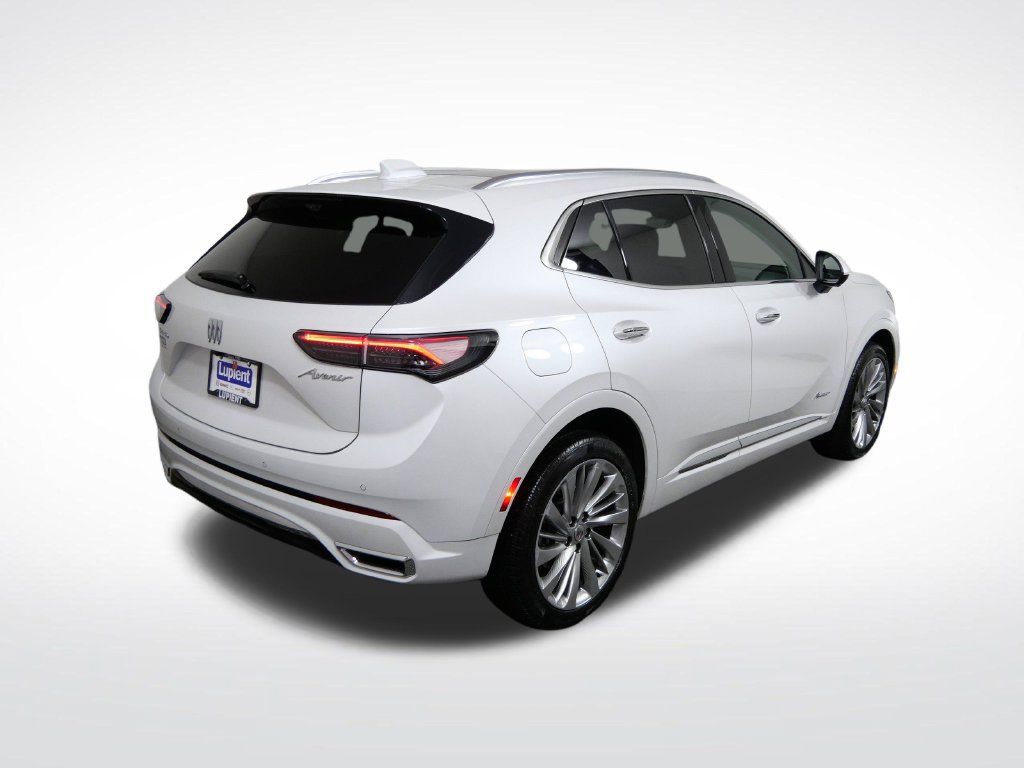 Used 2025 Buick Envision Avenir AWD/4WD image 3