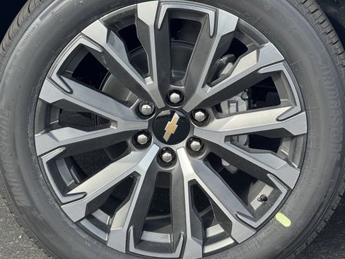 New 2026 Chevrolet Tahoe High Country image 8