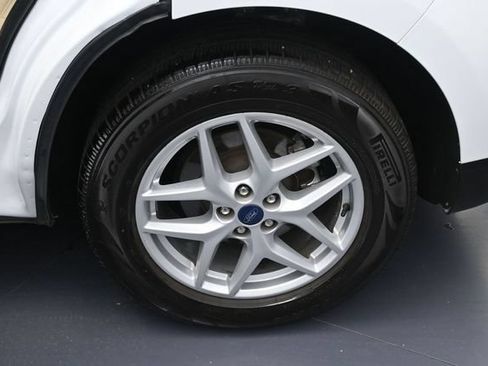 Used 2021 Ford Edge SEL FWD image 12
