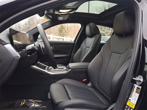 Used 2023 BMW 330i xDrive Sedan w/ Driving Assistance Package image 13