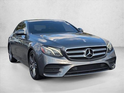 Used 2017 Mercedes-Benz E 300 image 3