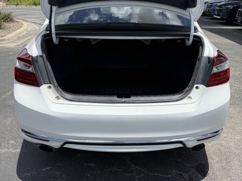 Used 2016 Honda Accord Sport image 9