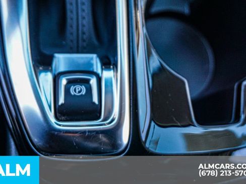 Used 2024 Chevrolet Trax LT image 43