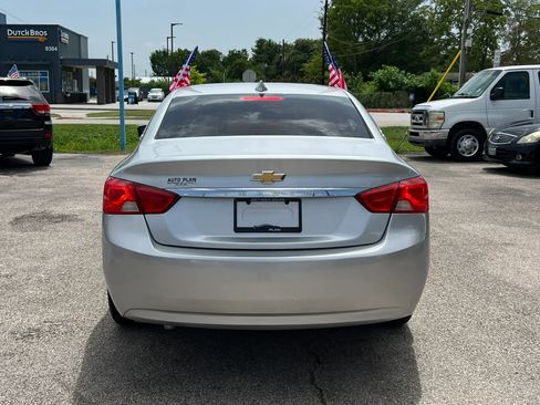 Used 2019 Chevrolet Impala LT FWD image 7