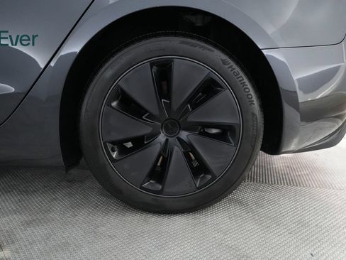 Used 2025 Tesla Model 3 Long Range RWD image 9