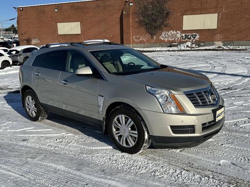 Used 2016 Cadillac SRX Luxury w/ Driver Awareness Package image 2