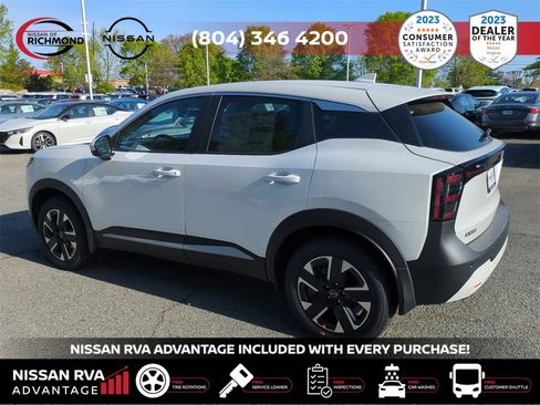 New 2025 Nissan Kicks SV image 7