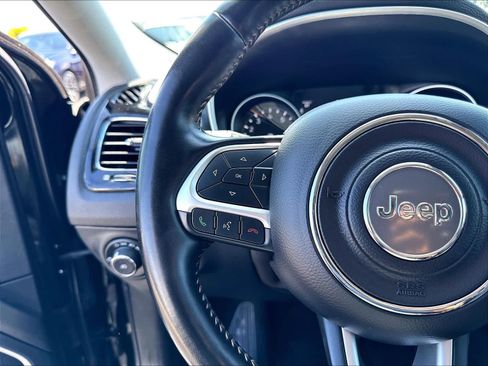 Used 2021 Jeep Compass Limited AWD/4WD image 13