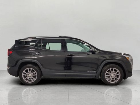 Used 2022 GMC Terrain SLT w/ Infotainment Package II image 11
